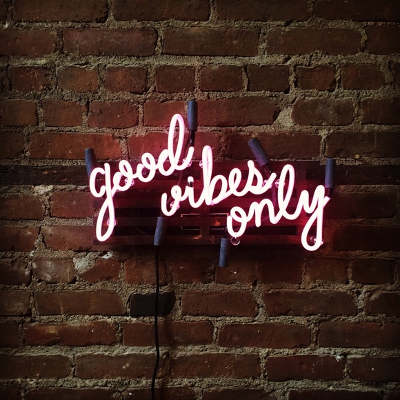 Meet your Posher, Sheri - Picture 5 of 15